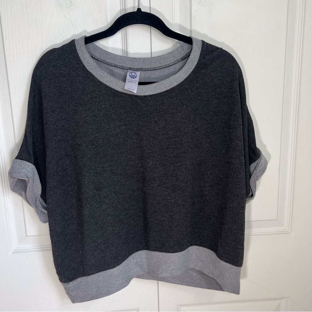 Te Verde Yoga Short Sleeve Top